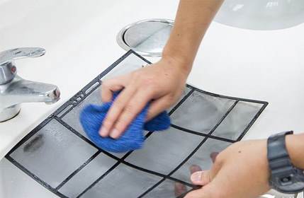 家庭空調(diào)過濾網(wǎng)清洗方法_空調(diào)過濾網(wǎng)怎么清洗