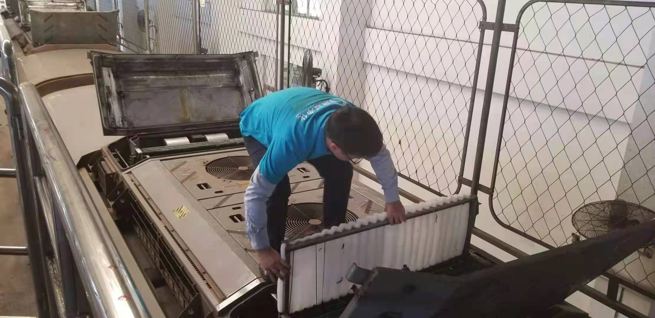 地鐵空氣過濾器安裝